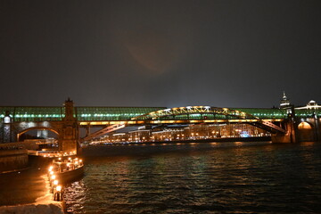 Fototapeta na wymiar Moscow Bridge
