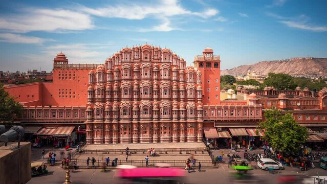 Time lapse view of historic landmark Hawa Mahal aka Palace of the Winds located in the Pink City of Jaipur in Rajasthan, India, zoom in. 