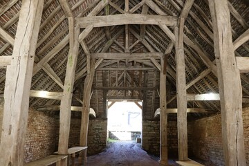 La halle du marché, dans le village médiéval de Brancion, ville de Martailly Les Brancion, département de Saône et Loire, France