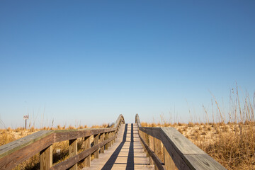 Fototapeta premium Boardwalk to the beach