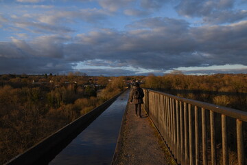 the canal on top of the Pontcysyllte aqueduct 