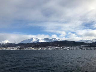 lake and mountains ushuaia