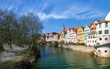Fototapeta na wymiar Tübingen Altstadt und Neckar