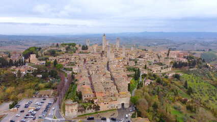 Fototapeta na wymiar Village of San Gigmignano in Tuscany Italy - aerial view - travel photography