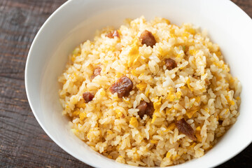 パラ、ふわ、しっとりの美味しいチャーハン