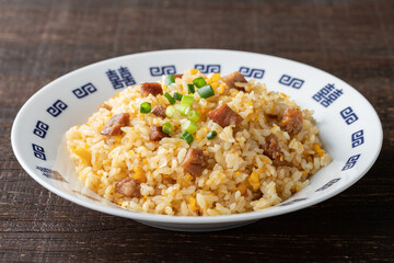 パラ、ふわ、しっとりの美味しいチャーハン