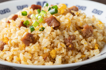 パラ、ふわ、しっとりの美味しいチャーハン