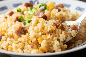 パラ、ふわ、しっとりの美味しいチャーハン