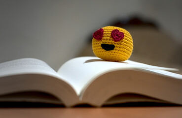 book with crochet love emoji. 4K Wallpaper, HD