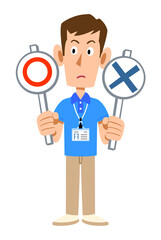 半袖のポロシャツ姿でネームタグを身に着けた男性スタッフの正解を考える仕草
