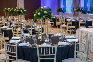 Wedding table decoration and floral design