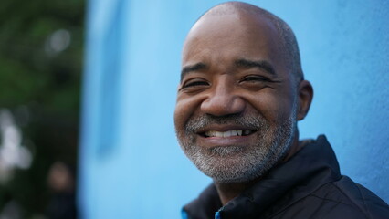 Fototapeta premium A smiling senior black man portrait face