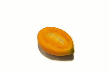 Fresh  marian plum has a sweet and sour taste. tastes like mango. A lot of Vitamin C
