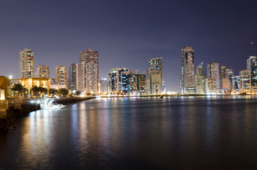 Fototapeta na wymiar Sharjah Corniche Nightscape