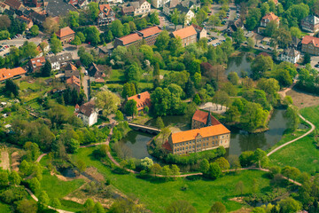 Lüdinghausen, Schloss, altes Gemäuer, historisches Wasserschloss  am Stadtrand von Lüdinghausen, 