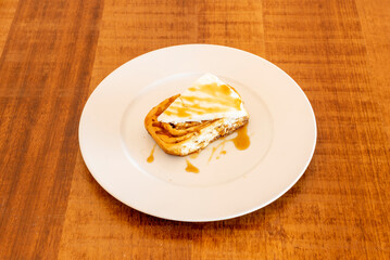 Golfeado is a sweet bread typical of Venezuelan gastronomy, originally from the Capital region of the country, especially from the Altos Mirandinos area, in particular from Carrizal.