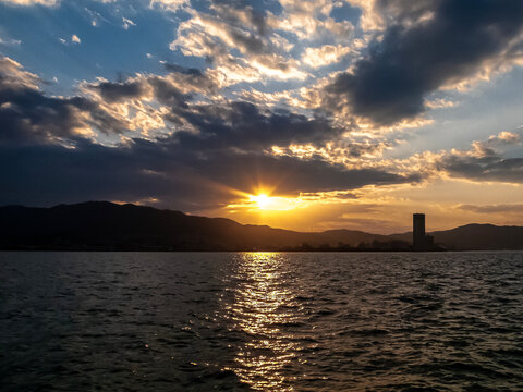 寒々しい の画像 458 件の Stock 写真 ベクターおよびビデオ Adobe Stock