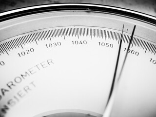 Scale of a barometer
