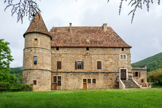 Ch&acirc;teau du Bousquet Saint Laurent Du Pape Ard&egrave;che