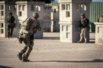 jugadores de airsoft 
