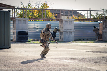 jugadores de airsoft 