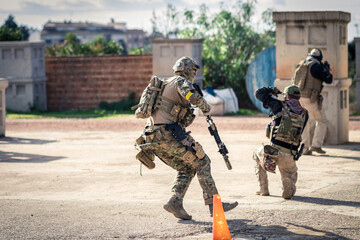 jugadores de airsoft 