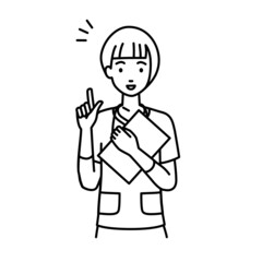 立って書類を手に持って何かひらめいた看護師の女性