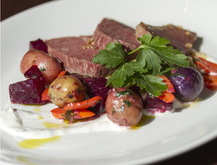 corned beef and cabbage with potatoes
