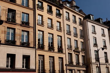 Fototapeta na wymiar Le Marais Buildings in Paris