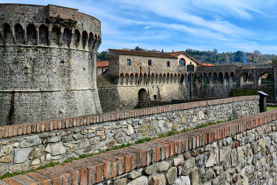 Sarzana castle fortress stone wall