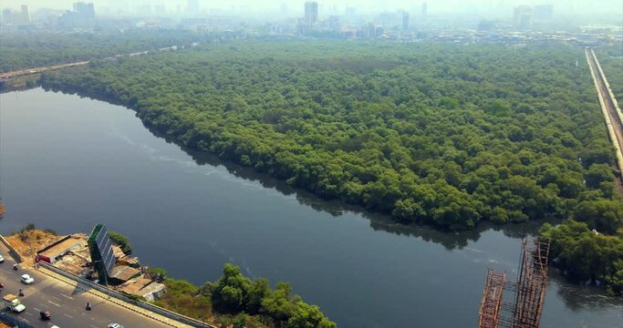 poluted river mithi india mumbai bandra kurla worli vile parle drone shot