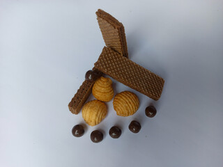 cannon ball chocolate combie white wafer