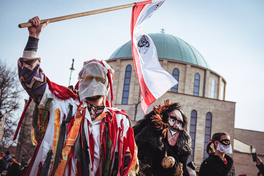 Busoj&aacute;r&aacute;s Festival, Hungary