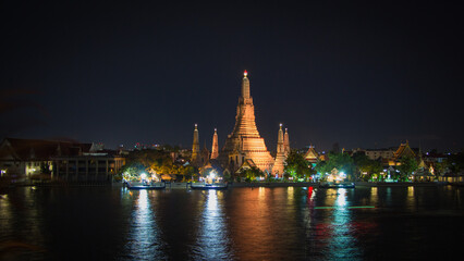 Fototapeta na wymiar Templo de Wat Arun, Bangkok