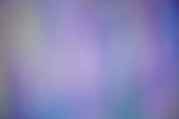 Violett, blauer wolkenreicher Hintergrund mit einem Verlauf von unterschiedlichen Farben ineinander