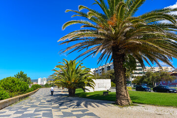 Fototapeta premium Strandpromenade in Figueira da Foz, Portugal 