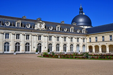 Fototapeta na wymiar Valencay; France - july 13 2020 : the castle