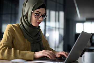 muslim woman university student wear head scarf