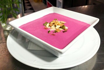 Salmorejo de remolacha