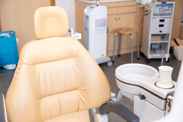 歯医者の椅子
