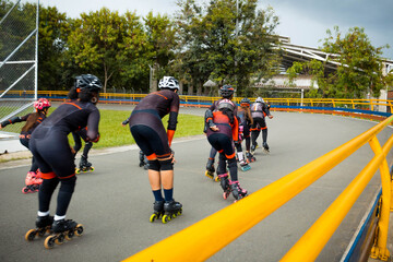 Entrenamiento de deporte carrera de patinaje, estilo de vida saludable.
