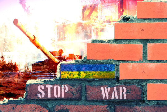 Krieg in der Ukraine, ein Panzer und Slogan Stop War