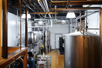 Equipment for the production of craft beer, containers for fermentation in the climatic chamber,...