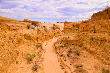 Mungo dry creek low deep
