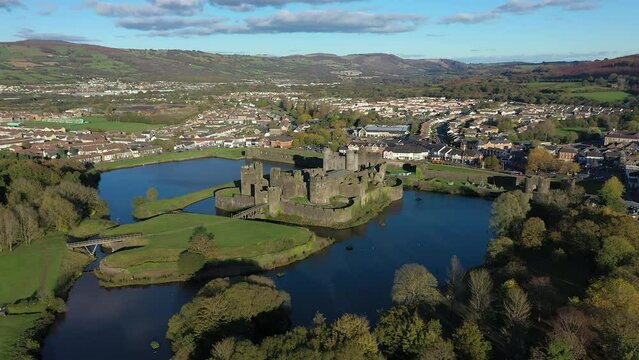 Caerphilly Castle, Castell Caerffili, medieval castle dominating the centre of town, Caerphilly, Glamorgan, Wales, United Kingdom