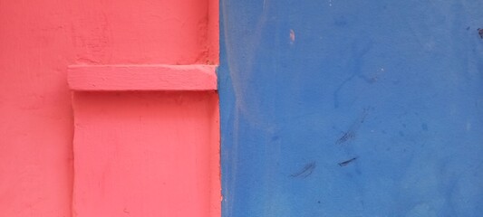 two-color painted wall, blue and red painted wall
