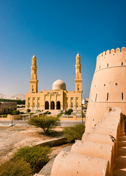 Bukha, Musandam, Oman: The Bukha Mosque seen from the Bukha Castle