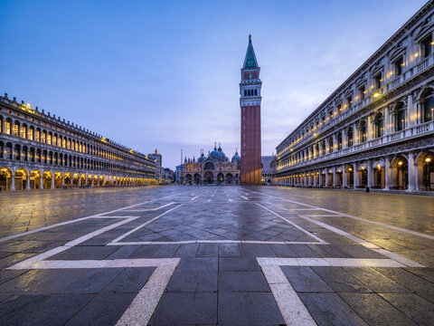 Piazza San Marco with St Mark's Basilica and Campanile at dusk, Venice, Italy