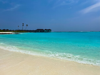 Fototapeta na wymiar big stones on tropical maldives beach
