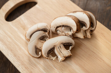 カットしたマッシュルーム